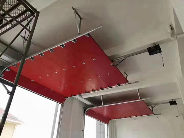 青湖路街道工业翻板门