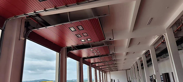 青湖路街道工业翻板门