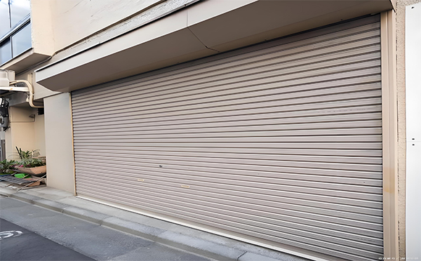 青湖路街道卷帘门