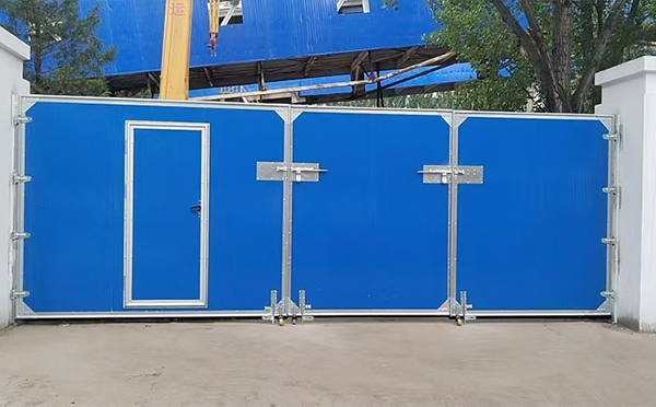 青湖路街道工业平开门