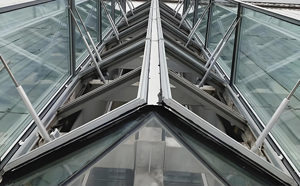 青湖路街道排烟天窗