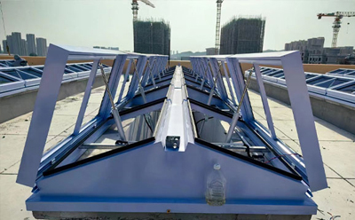 青湖路街道排烟窗的设置要求